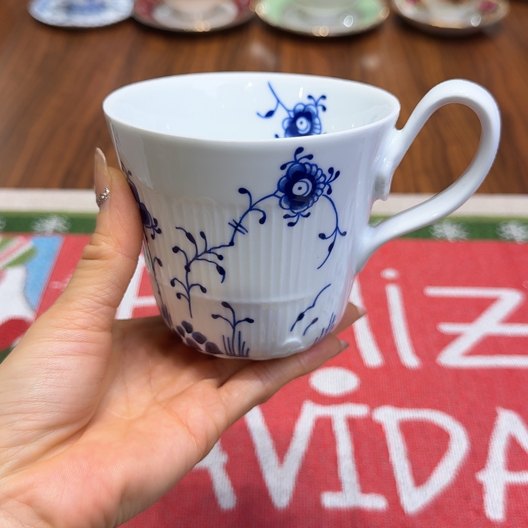瓷片杯子杯子杯子水杯杯子水杯