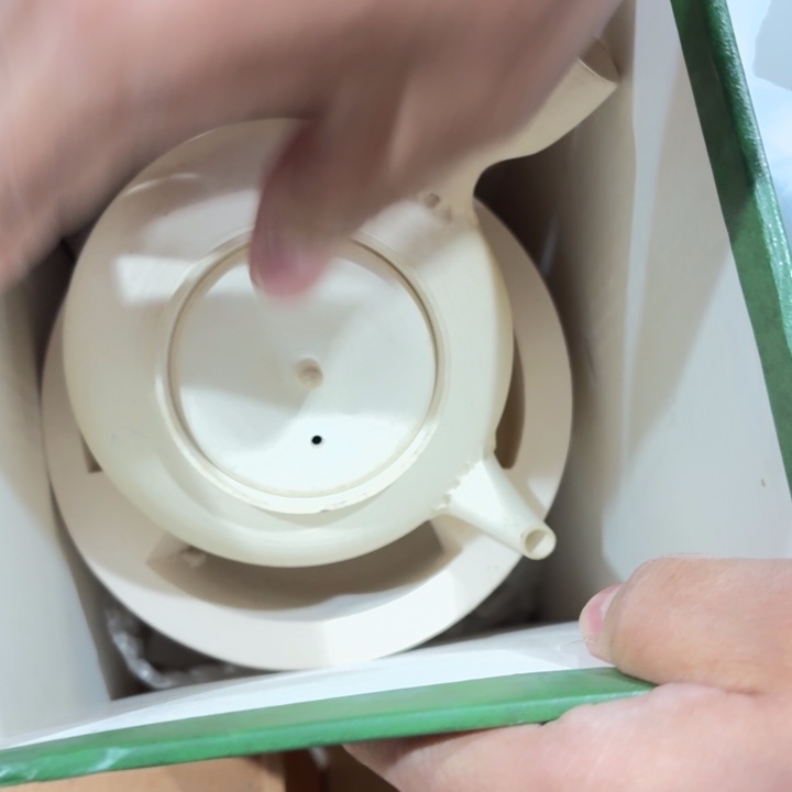 极***+瓷器及瓷器及陶器中