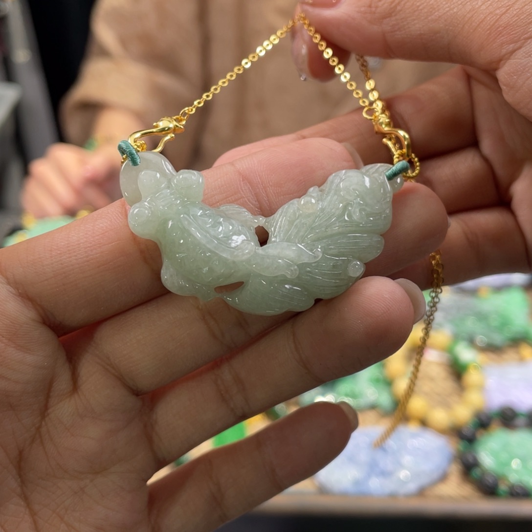 翡翠颈饰未镶嵌代编织