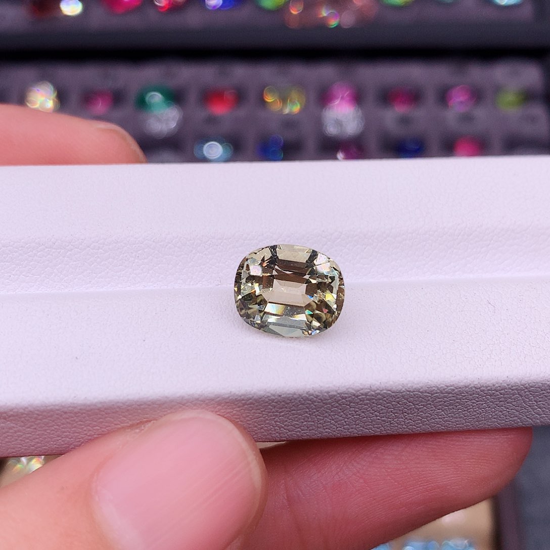 碧玺珠宝半成品未镶嵌