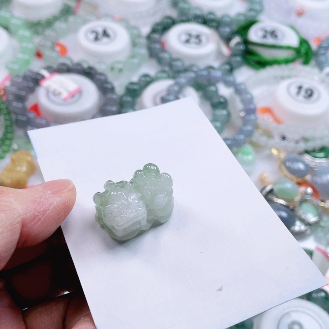 翡翠未镶嵌项链天然翡翠吊坠