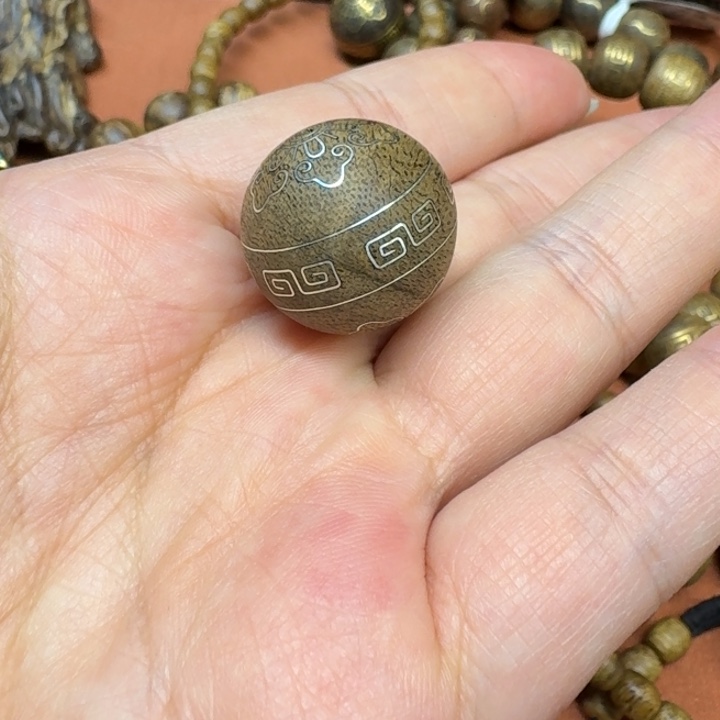 大叶紫檀（黑酸枝木类）