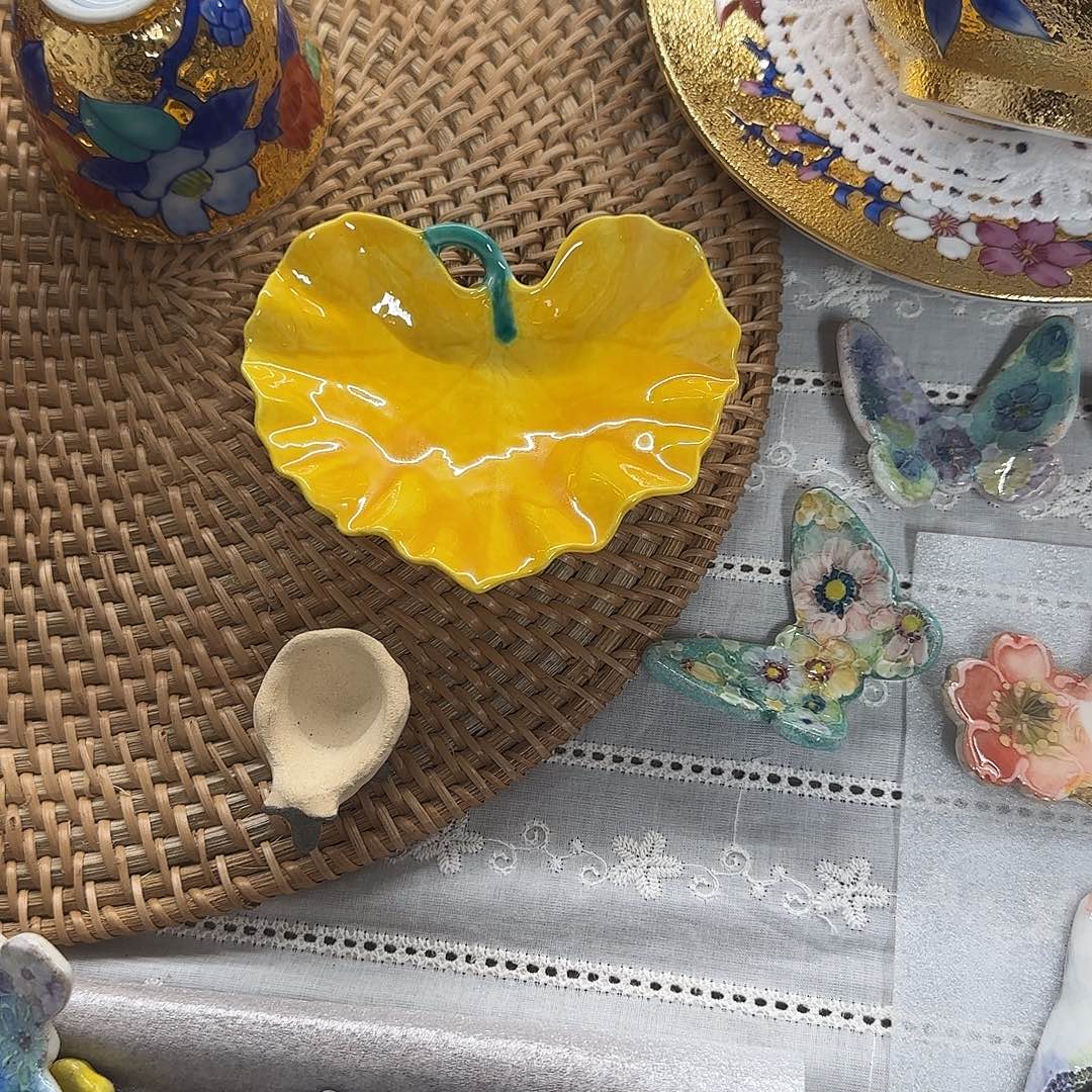 茶盏哈哈哈哈哈好好笑哈哈