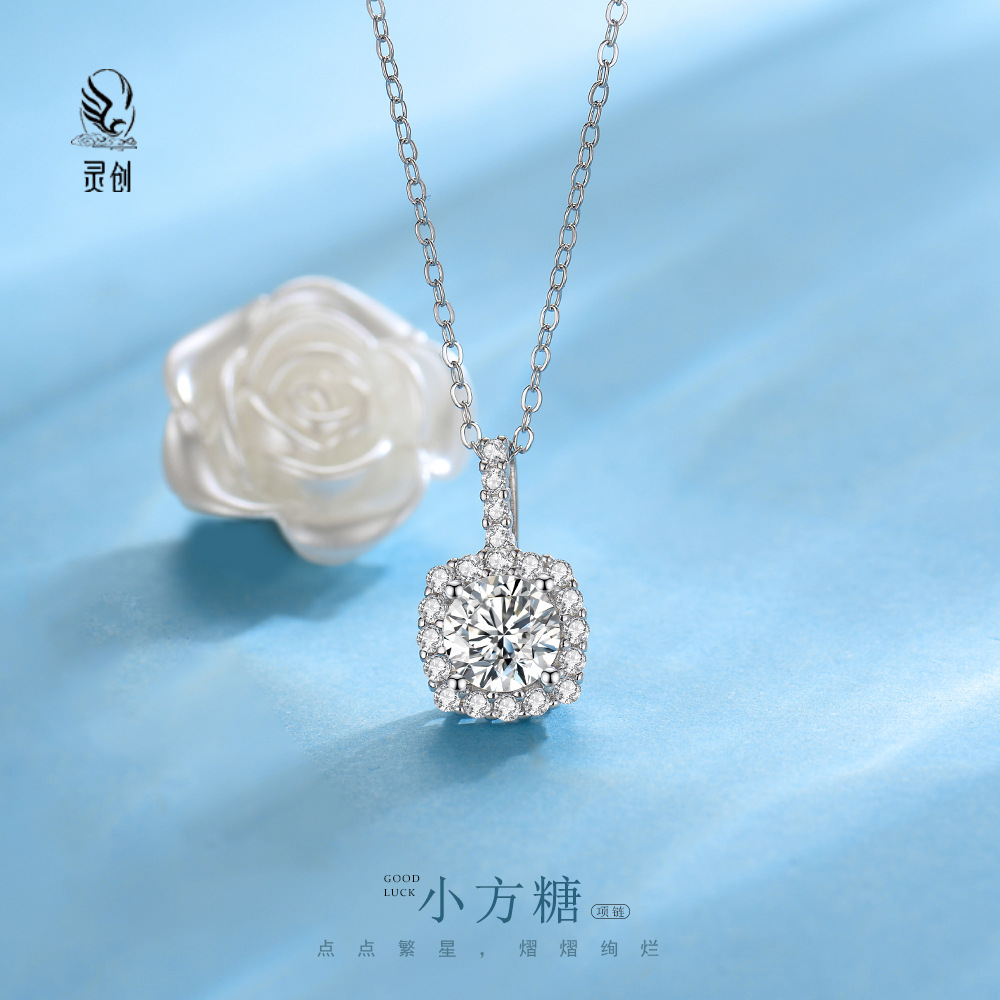 坠链均925银锆石 时尚穿搭女简约轻七夕礼物925银锆石爱心锁骨链