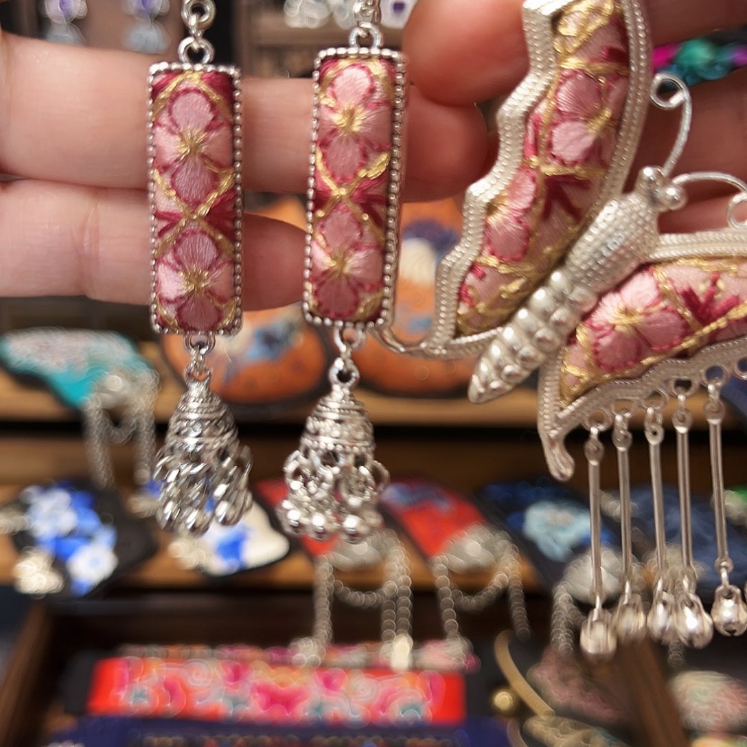 织绣手工刺绣工艺品