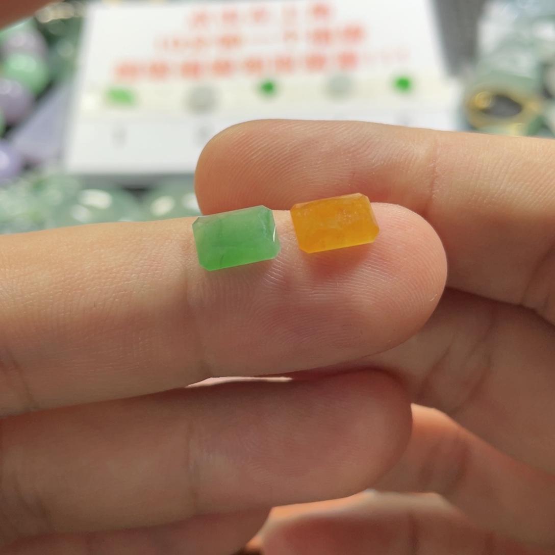 颈饰未镶嵌翡翠云***5翡翠