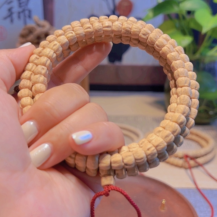 梵***翠柏香籽/百香籽吊坠
