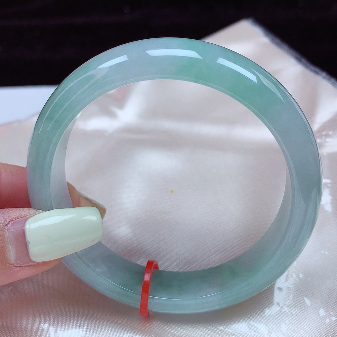 翡翠手镯未镶嵌56-57圈