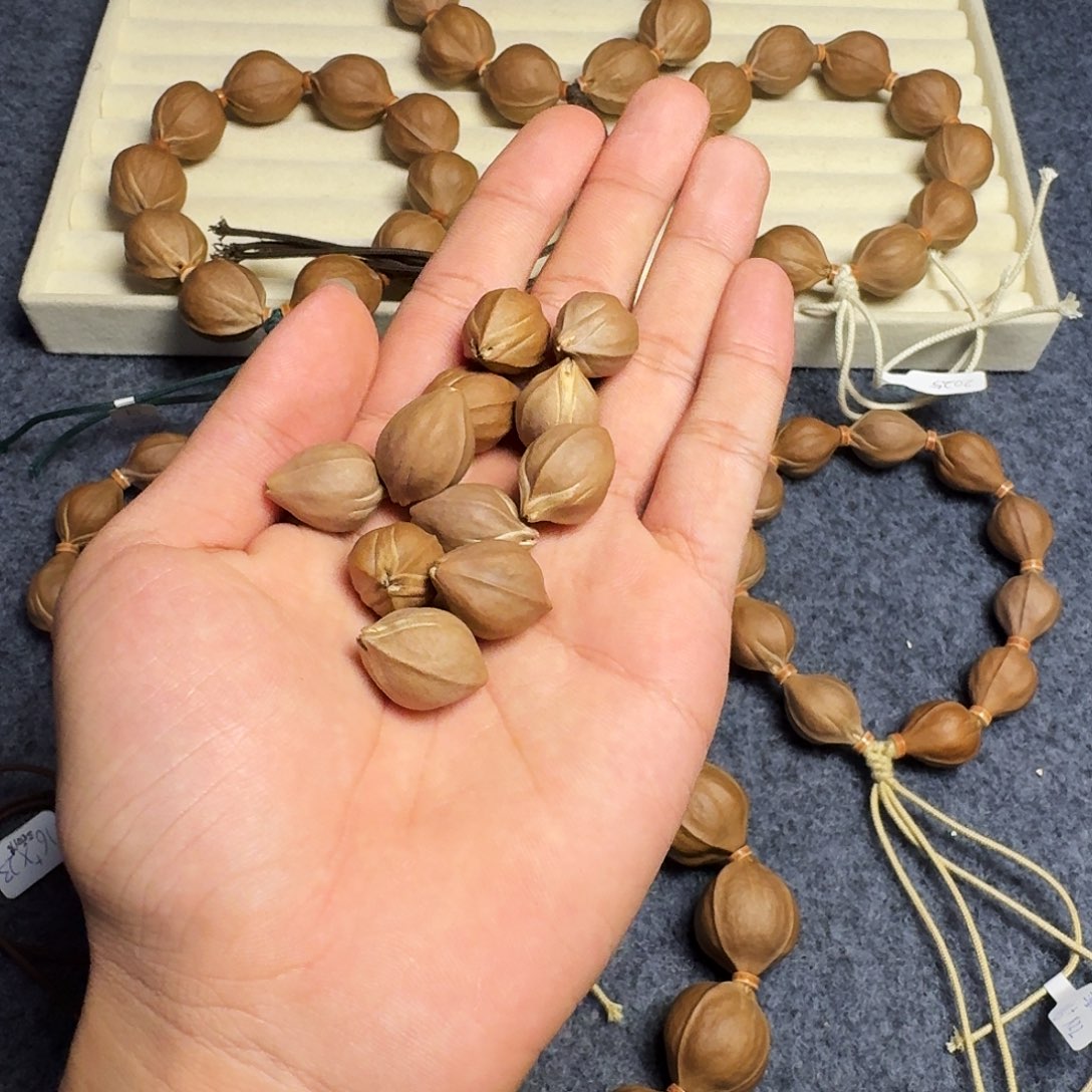 R***k手串/手链橄榄核1521三面佛轩辕铁核