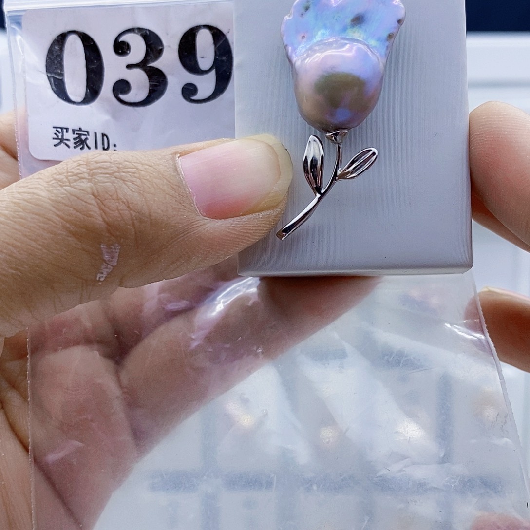 淡水珍珠颈饰钛钢