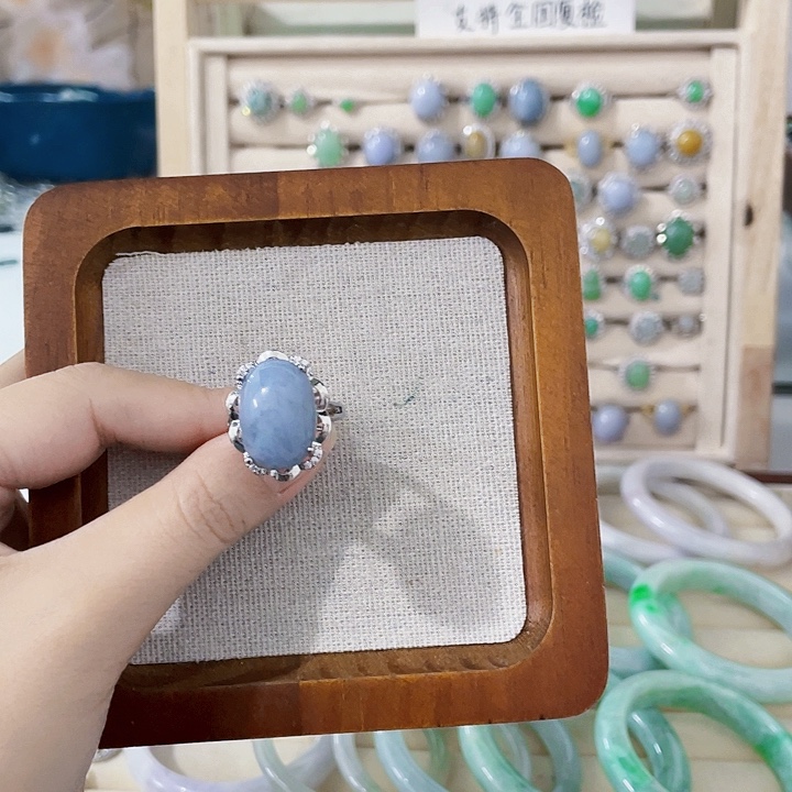 翡翠未镶嵌颈饰天然翡翠Ａ货