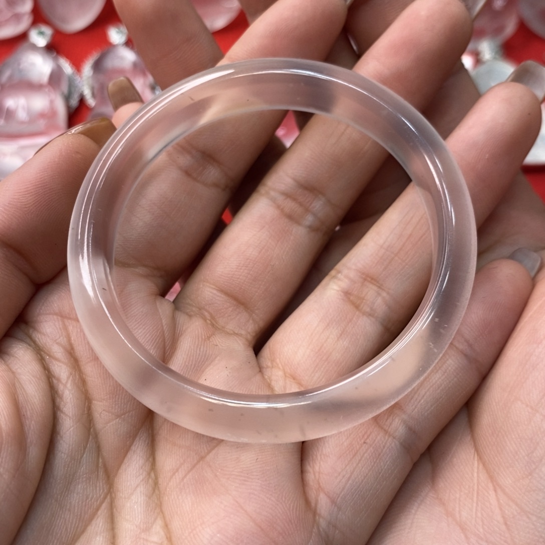 石英质玉未镶嵌手镯