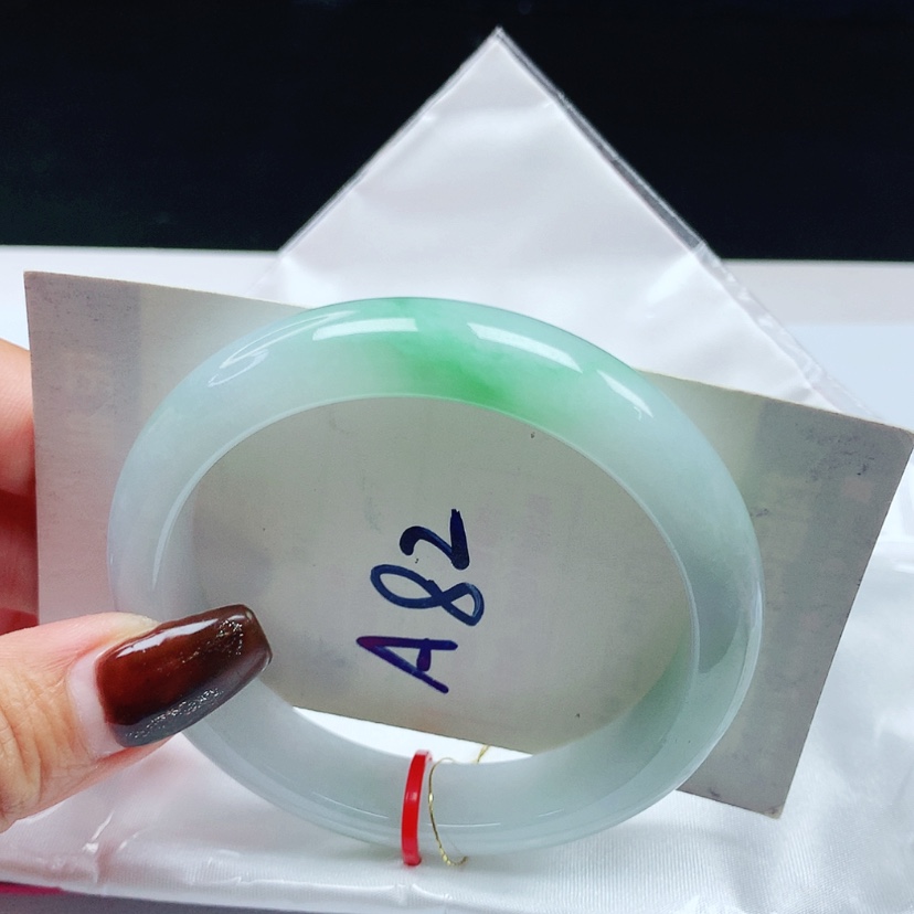 【闪购商品】翡翠手镯未镶嵌 正圈55+