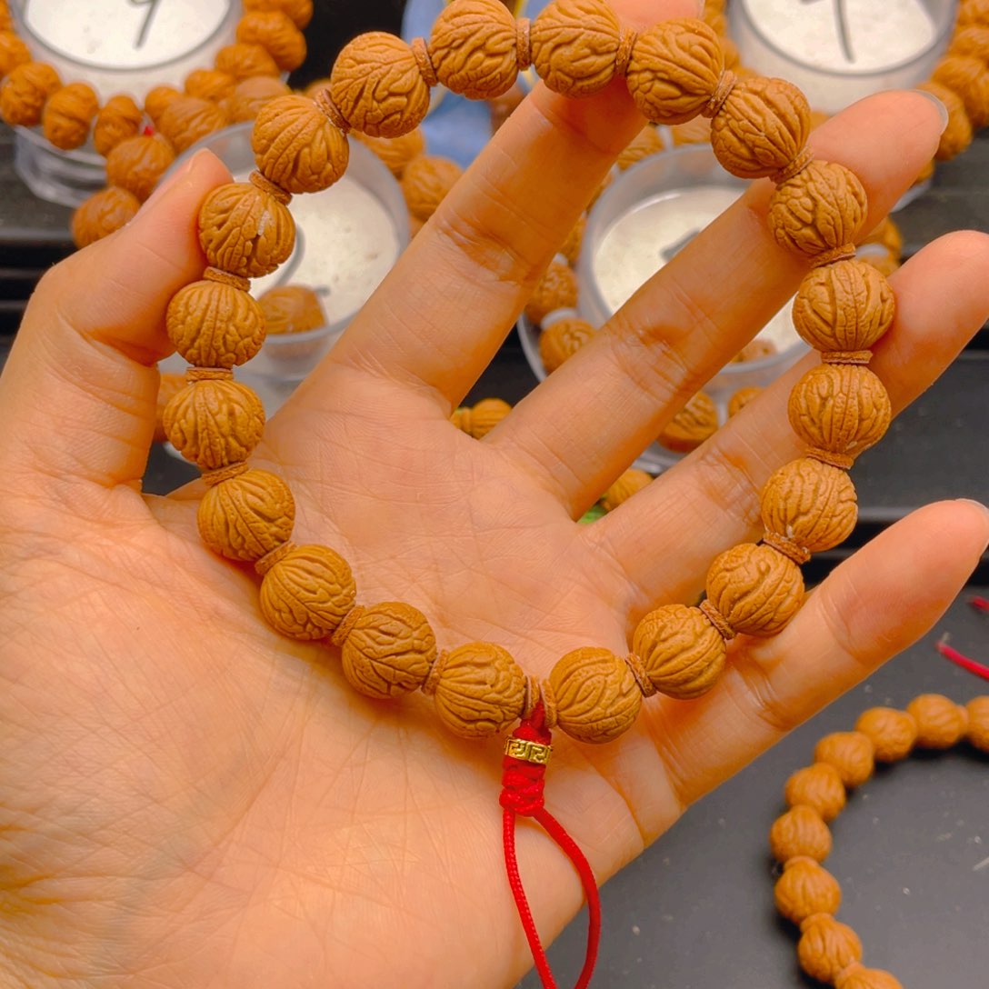 桃核手串幕**装见健健康康平平安安7