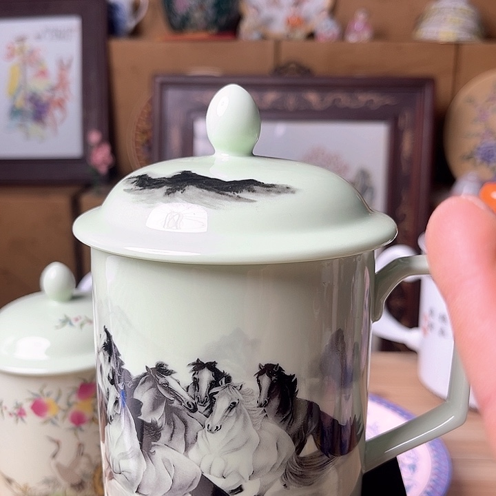 景德镇陶瓷艺术摆件12