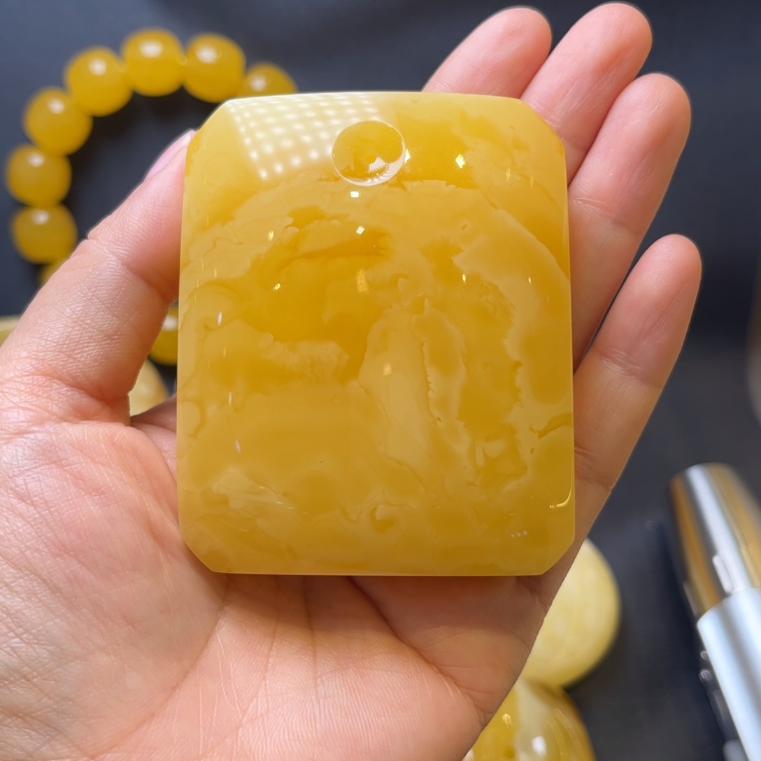 浅***吟琥珀未镶嵌裸石琥珀蜜蜡