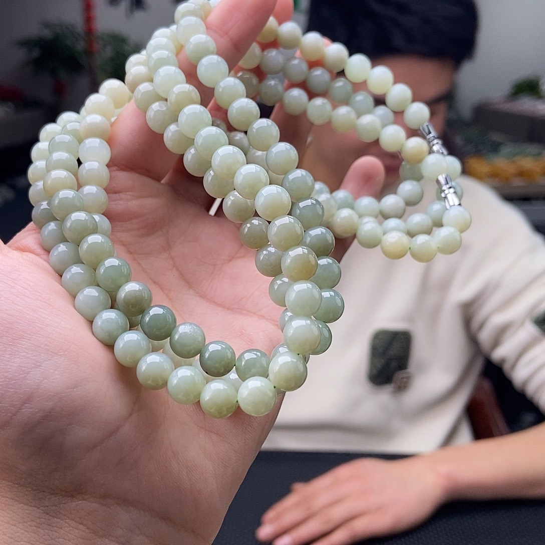 和田玉颜色多样性发拍一发一未镶嵌