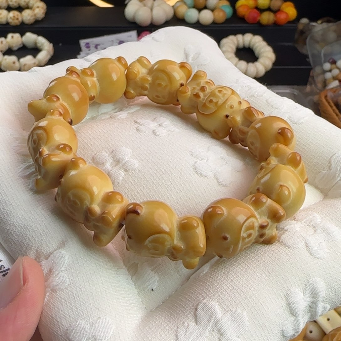 吊坠菩提根/象牙果微瑕炭烤小熊拉布布1条