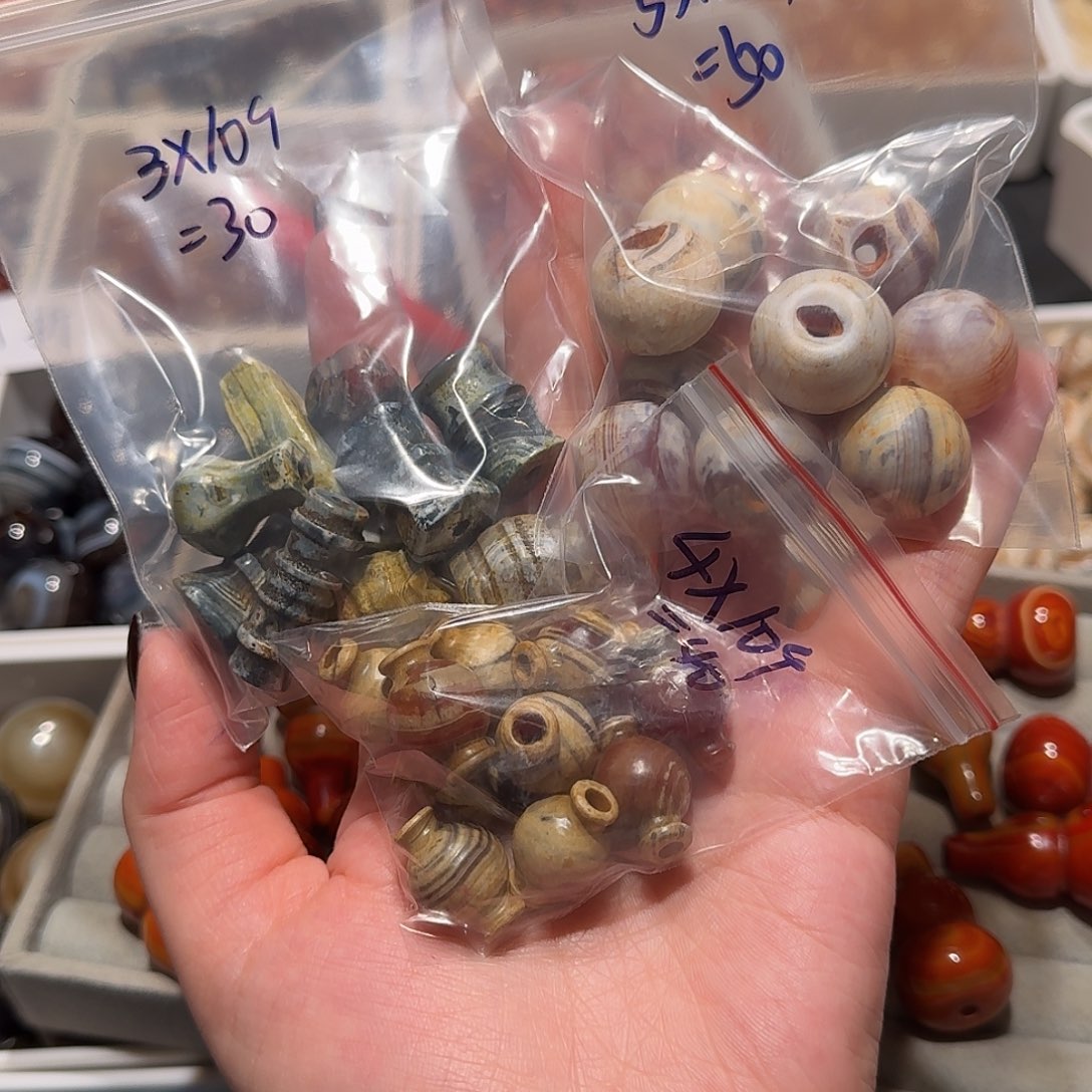 玛瑙/玉髓合金颈饰