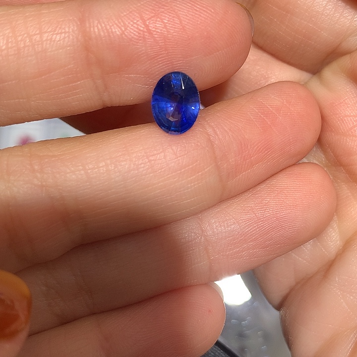 蓝宝石裸石2.18ct矢车菊蓝宝石