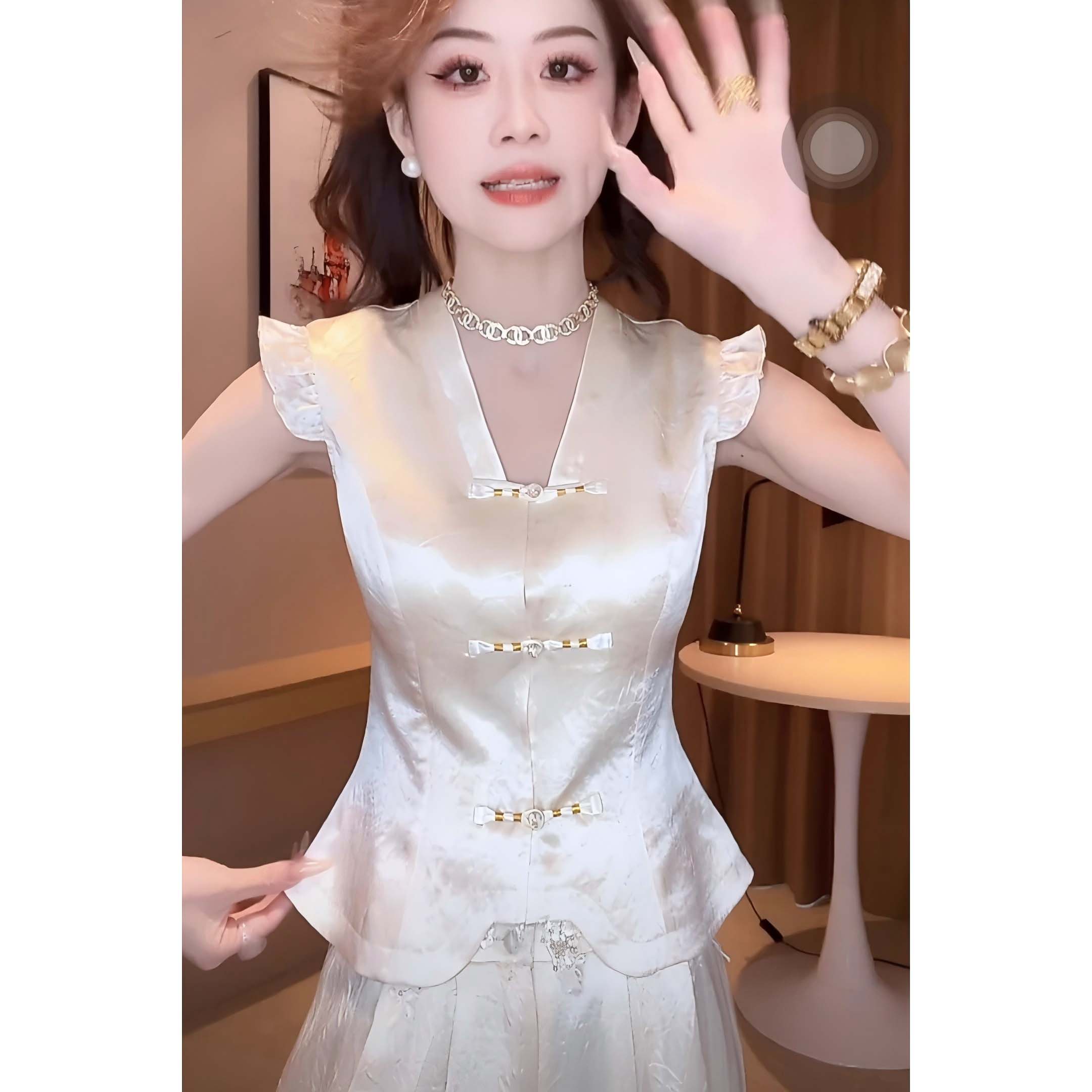 【两件套】小公主2025夏季新中式时尚短袖T恤设计款裤子套装D2054