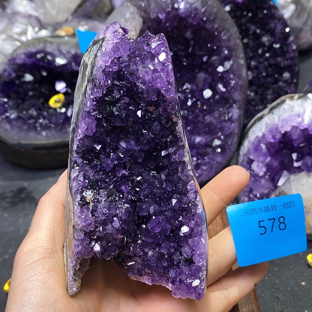 水晶大型摆件（非配饰）未镶嵌