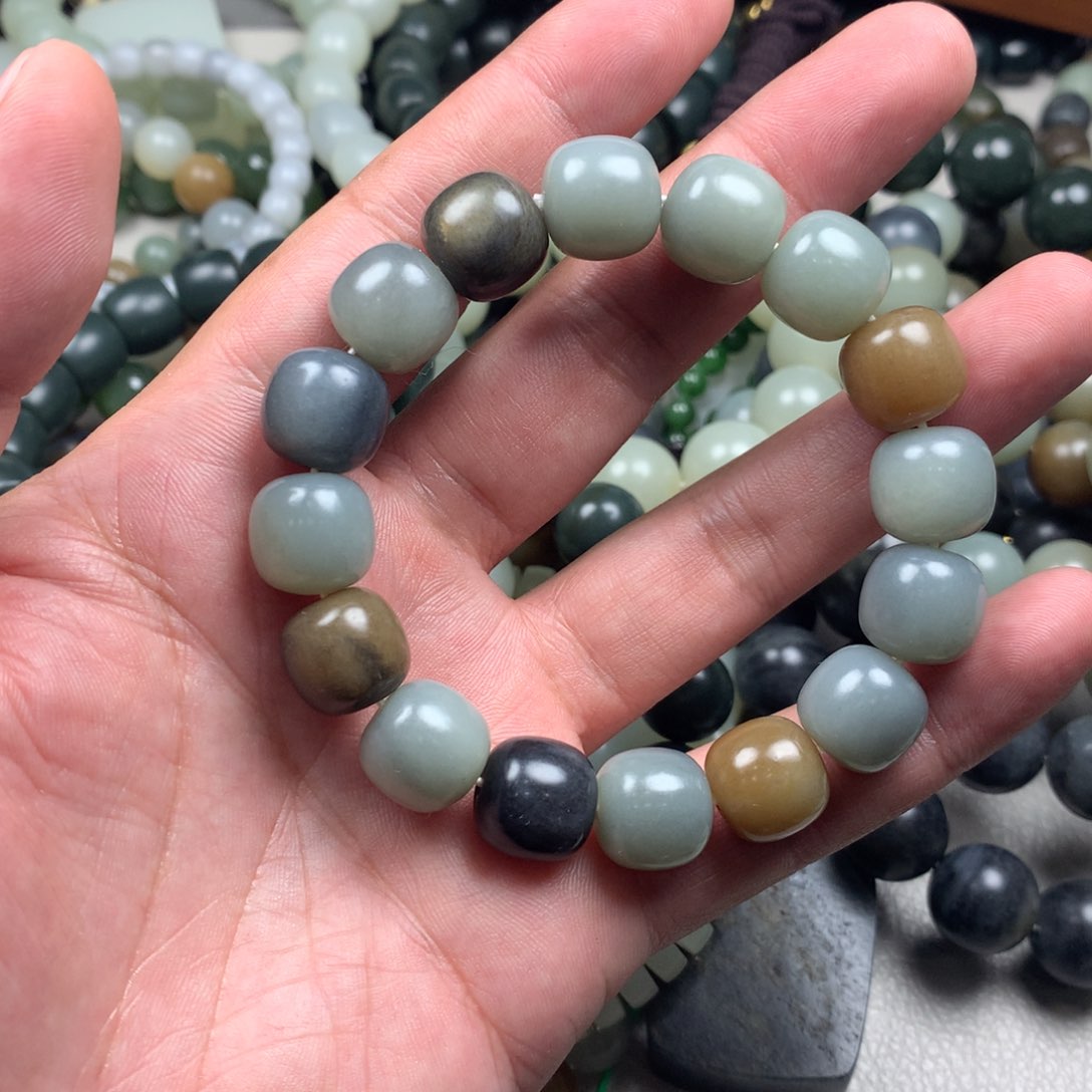 手链未镶嵌和田玉