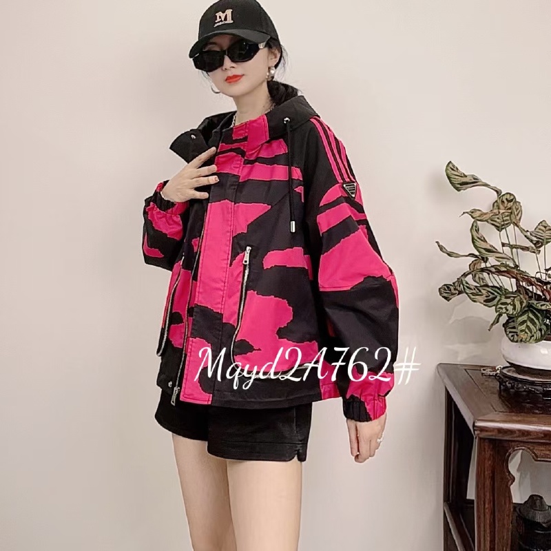 25新款长袖防风连帽秋季INS风衣女装中老年女装妈妈装