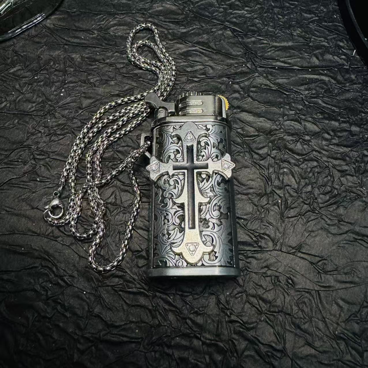 “小钢炮”手作迷你十字之星高颜值个性创意克罗心打火机