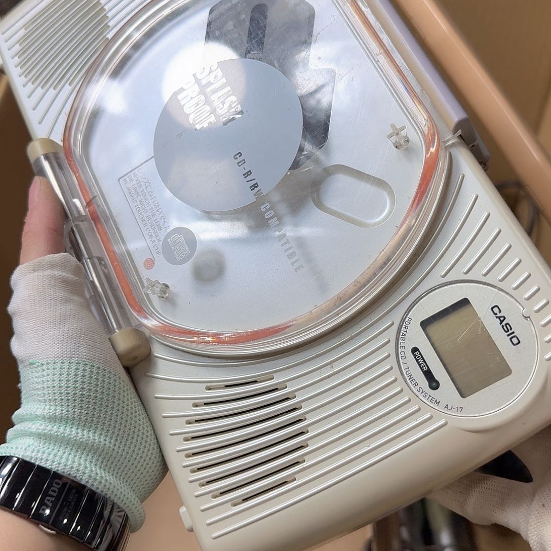 海**子中古商品，瑕疵品，不保好坏。309