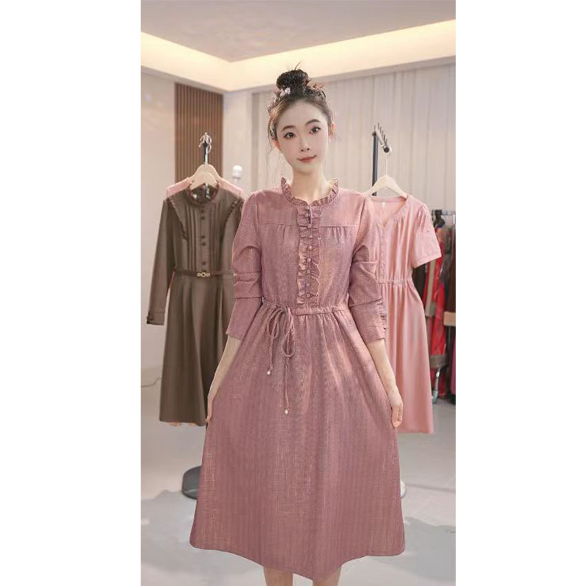 L116 俏皮减龄连衣裙女2025年秋季新款气质显瘦遮肉减龄裙子
