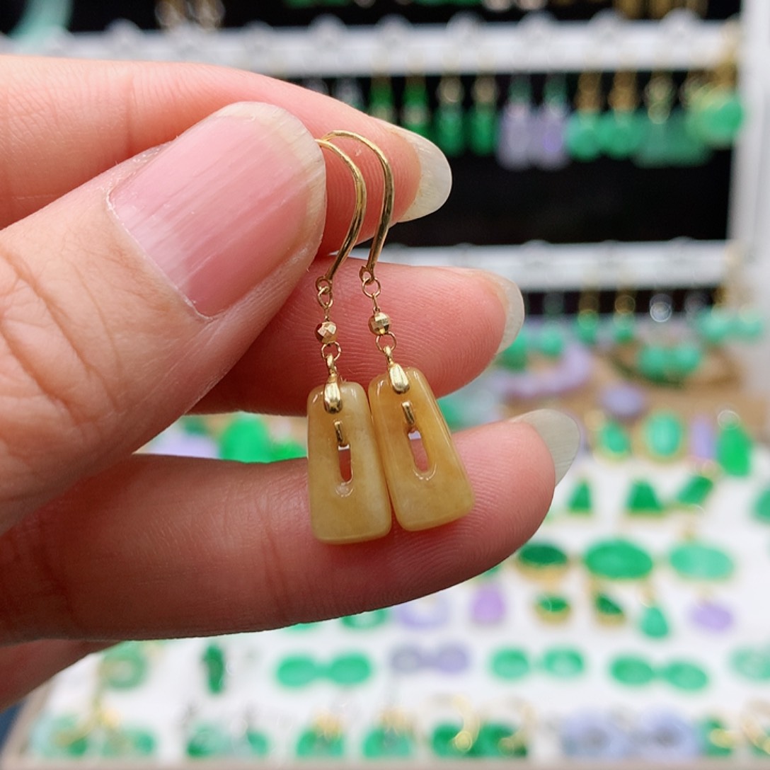 翡翠耳饰18K金镶嵌的