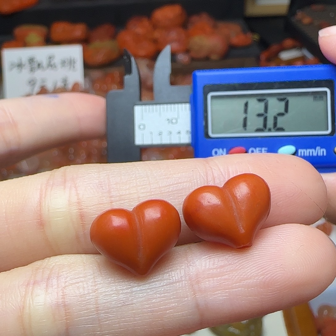 南红玛瑙未镶嵌颈饰