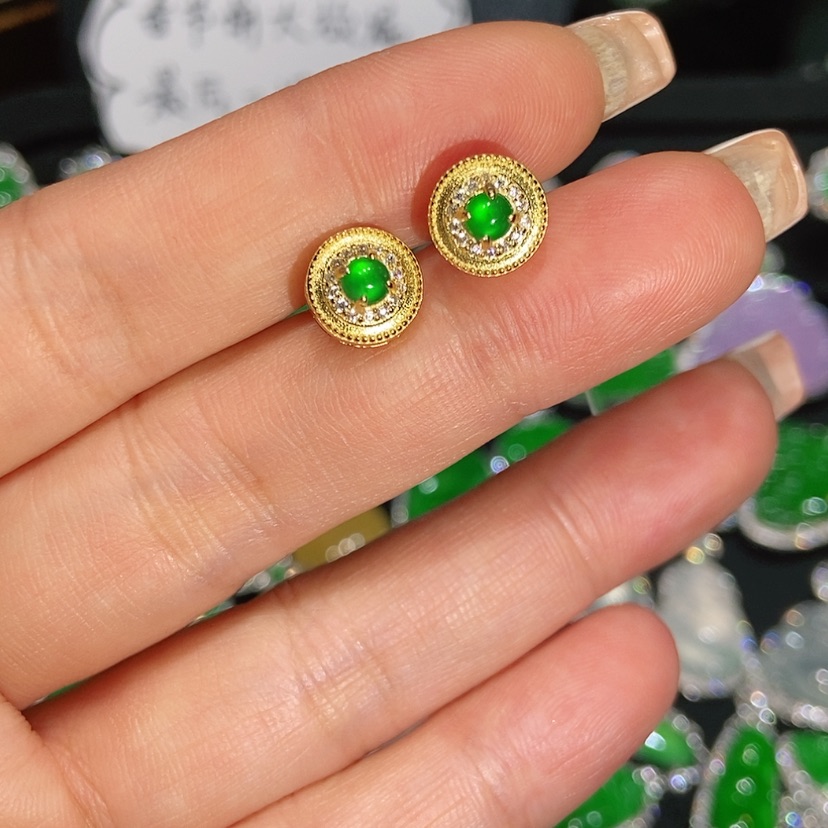 【闪购商品】翡翠耳饰未镶嵌天然翡翠
