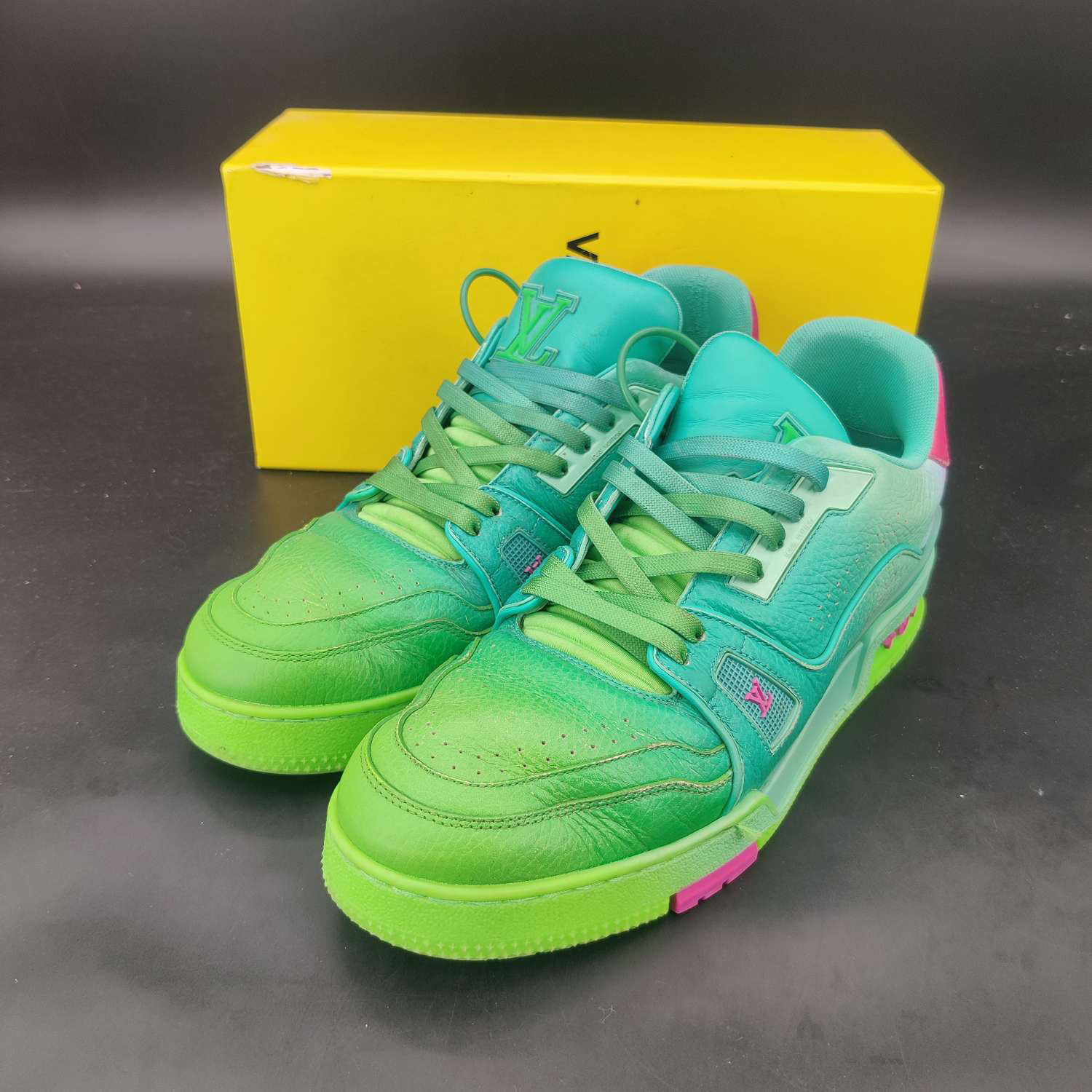 95新 LouisVuitton/路易威登 lvtrainer蓝绿渐变码数7鞋垫丢失