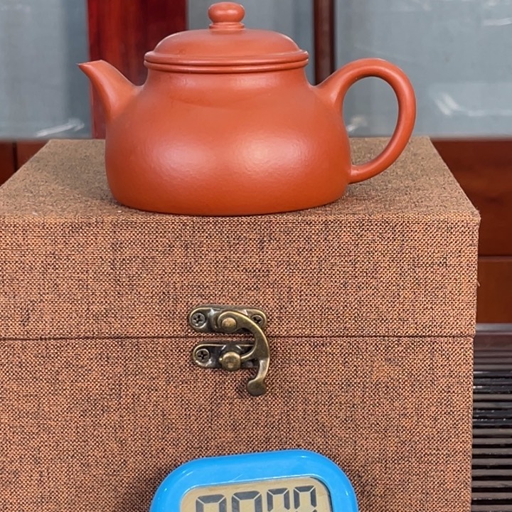 紫砂茶壶随**飘东方明珠和他联系