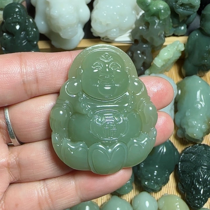 和田玉挂件未镶嵌