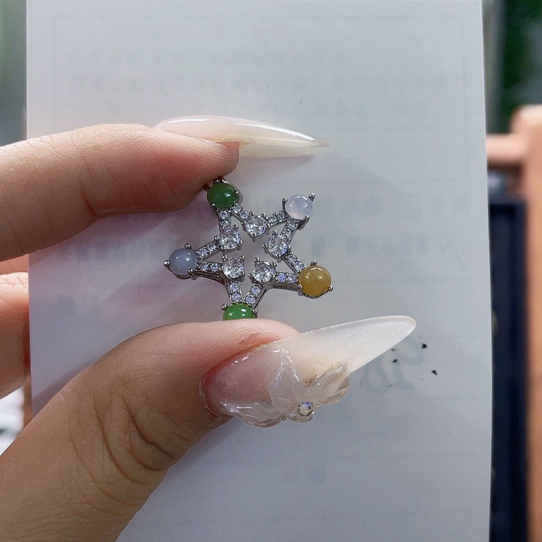 翡翠未镶嵌颈饰天然翡翠Ａ货