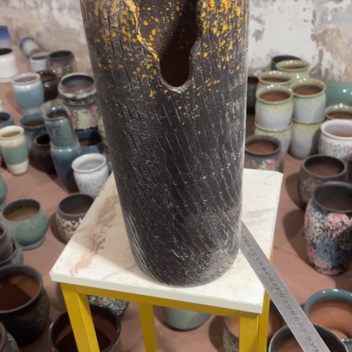 紫砂花盆口径17高度43一只