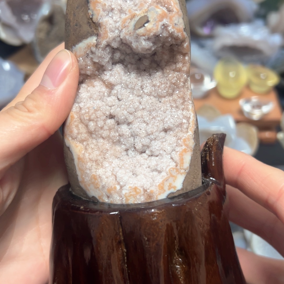 玛瑙/玉髓天然好运亏米特价天然粉色未镶嵌