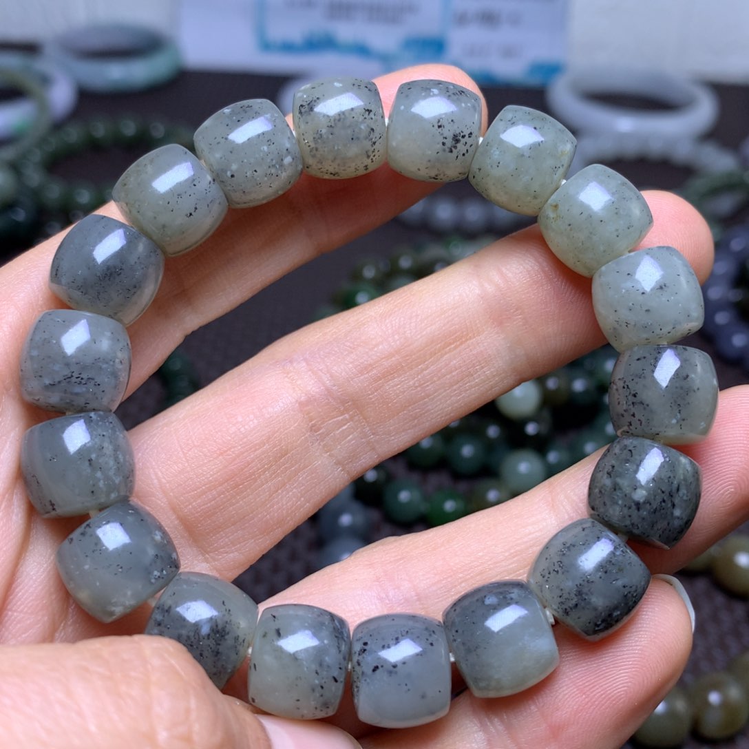 未镶嵌手串和田玉