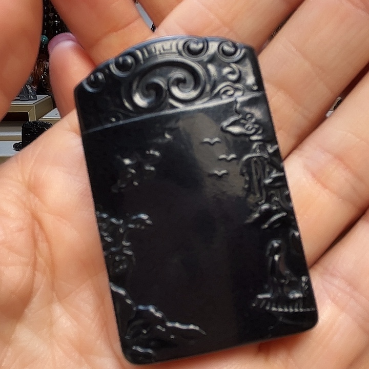 和田玉（墨玉）未镶嵌颈饰山水牌