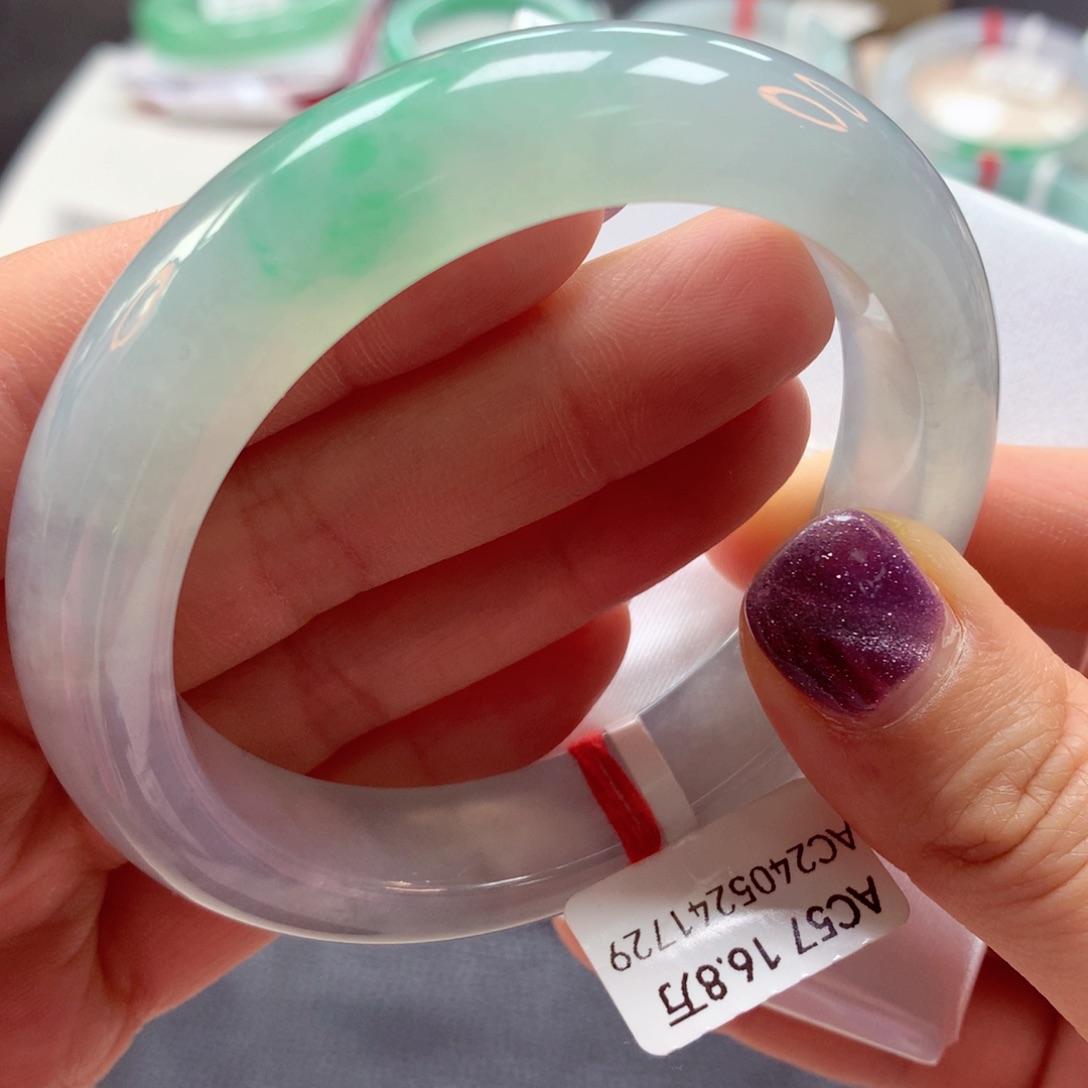 翡翠手镯未镶嵌11号85