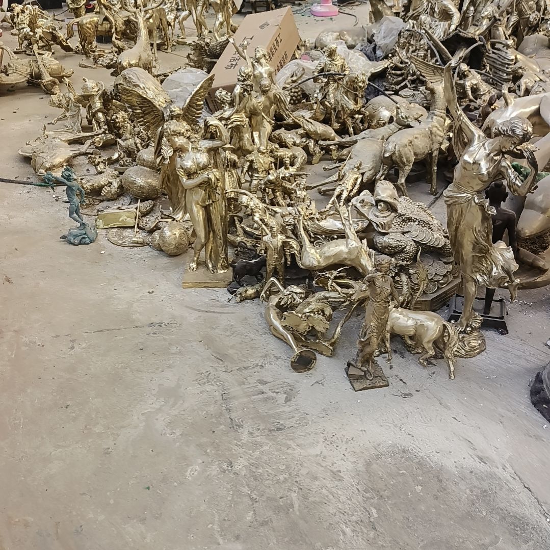 盛***生铜雕美女摆件源头厂家