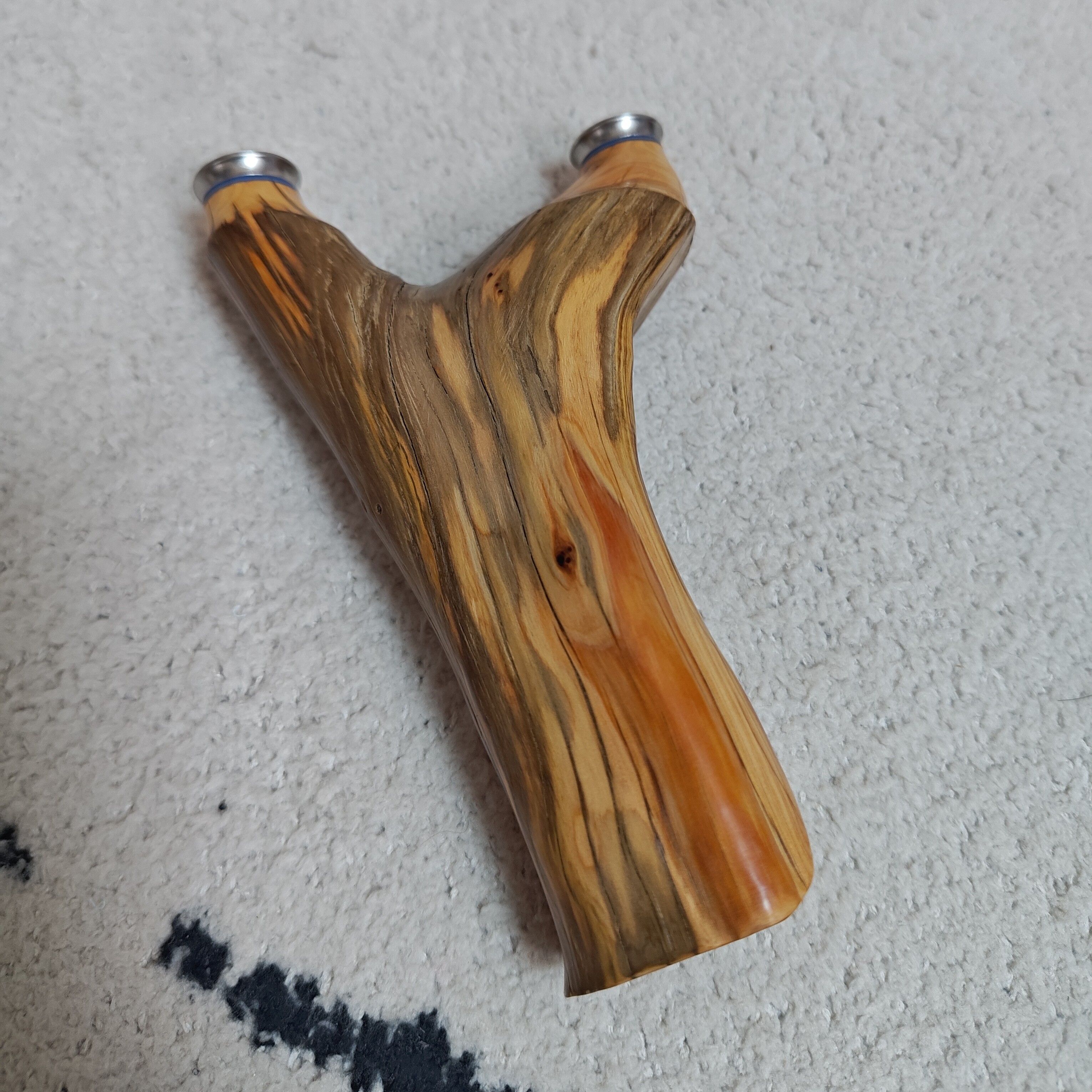 崖柏陈化料，红油虎皮纹，原皮右手7516，弹弓练手佳品