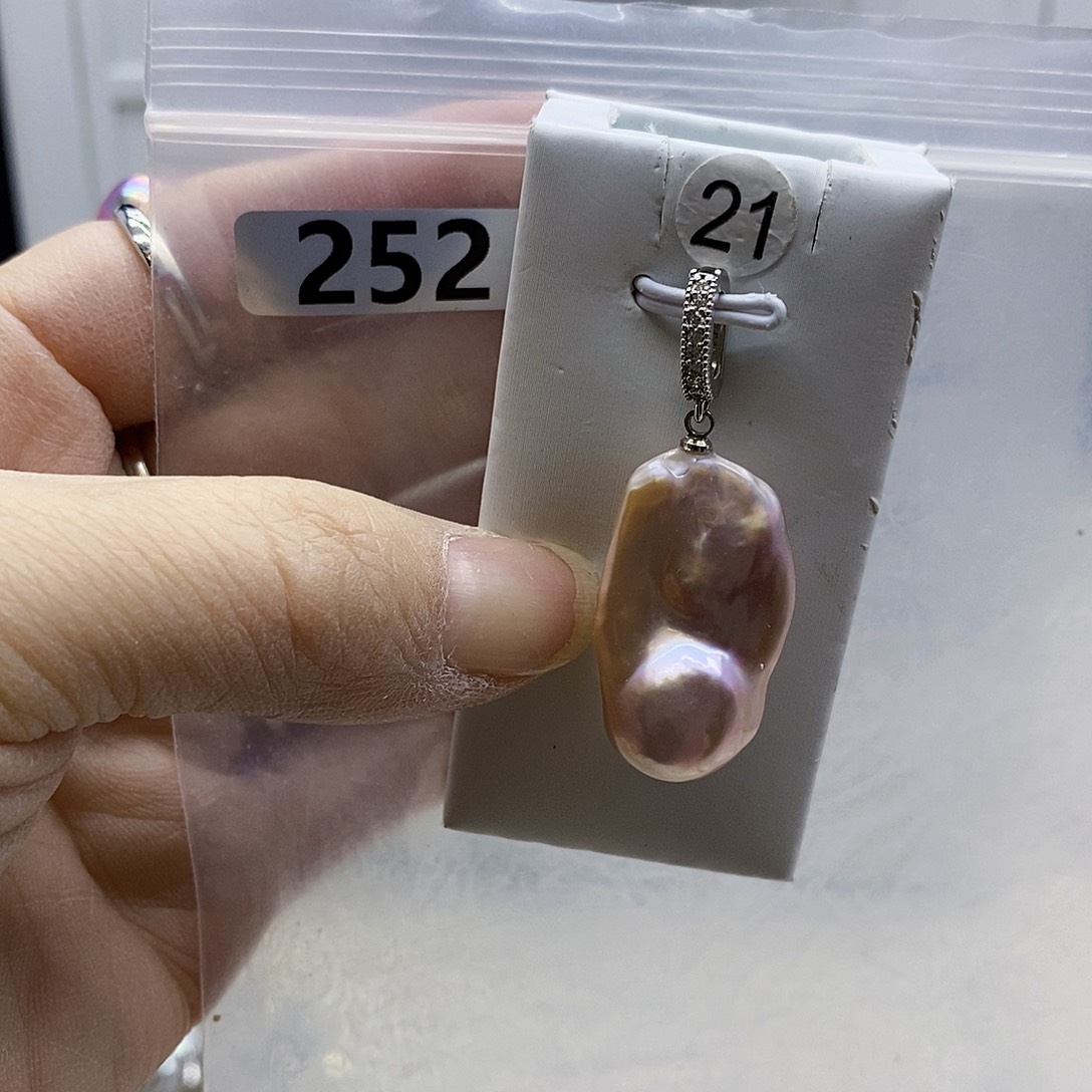 颈饰合金淡水珍珠