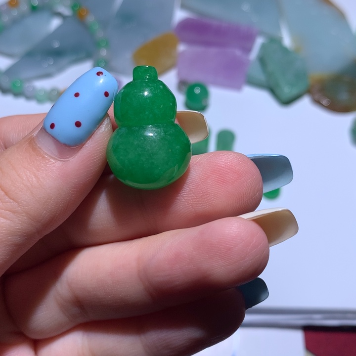 港***港翡翠未镶嵌颈饰无镶嵌