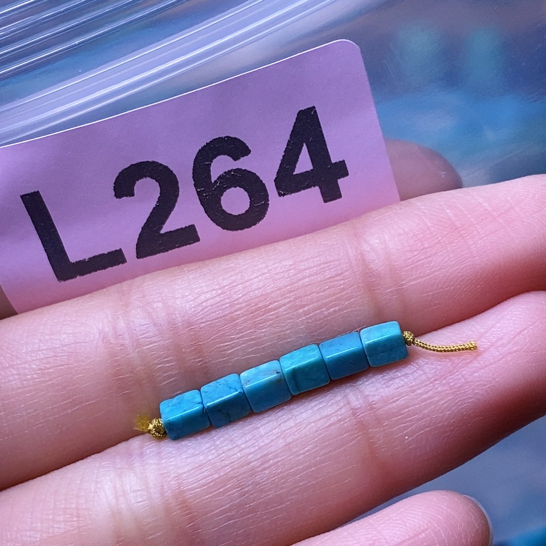 十堰原生态绿石头特色手工配饰