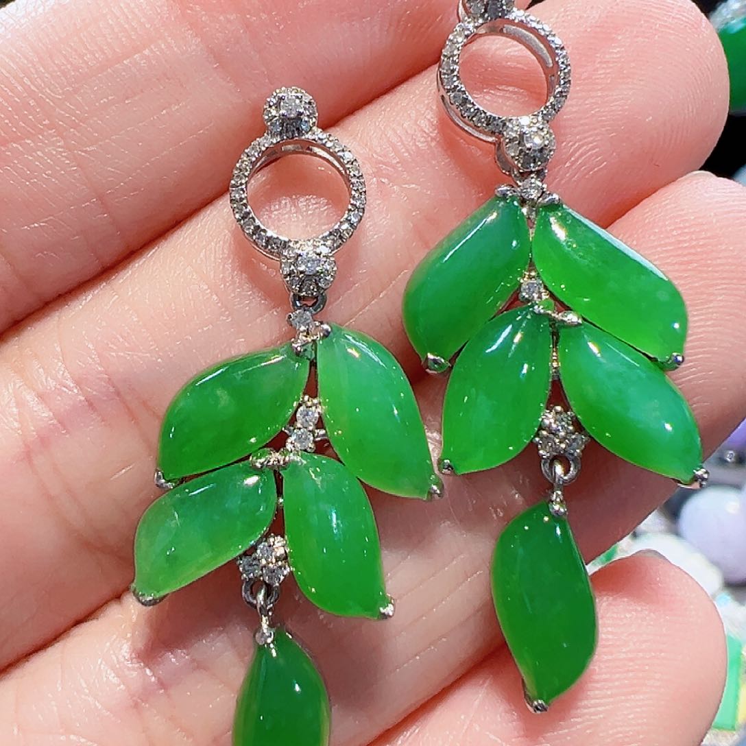 翡翠耳饰18K金镶嵌签收后24小时鉴赏期