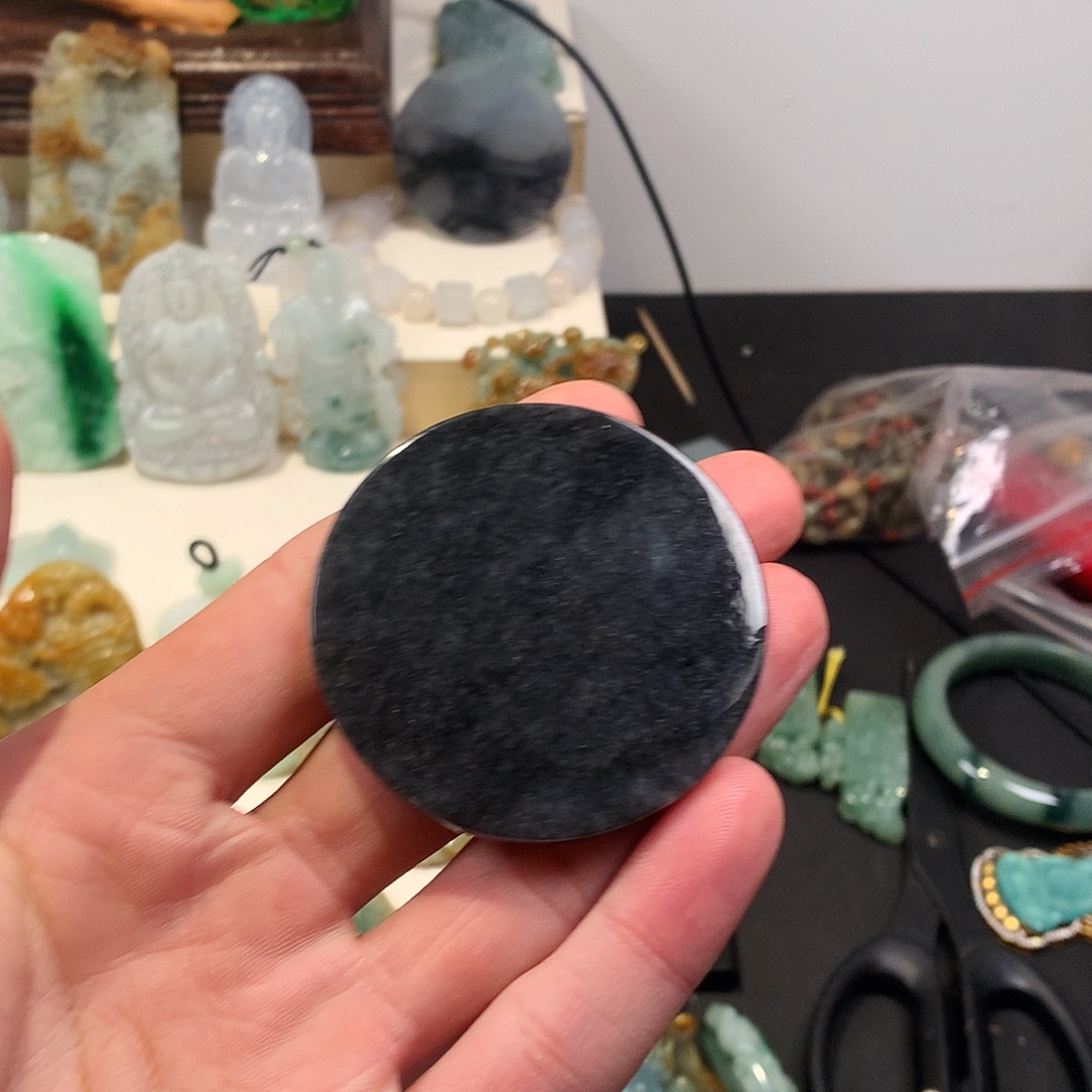 定制翡翠未镶嵌翡翠